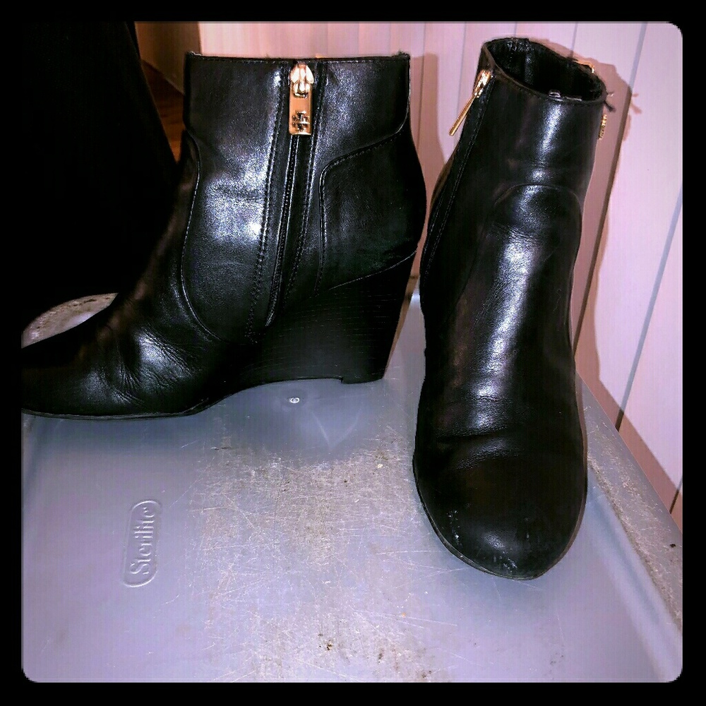 Boots tory burch